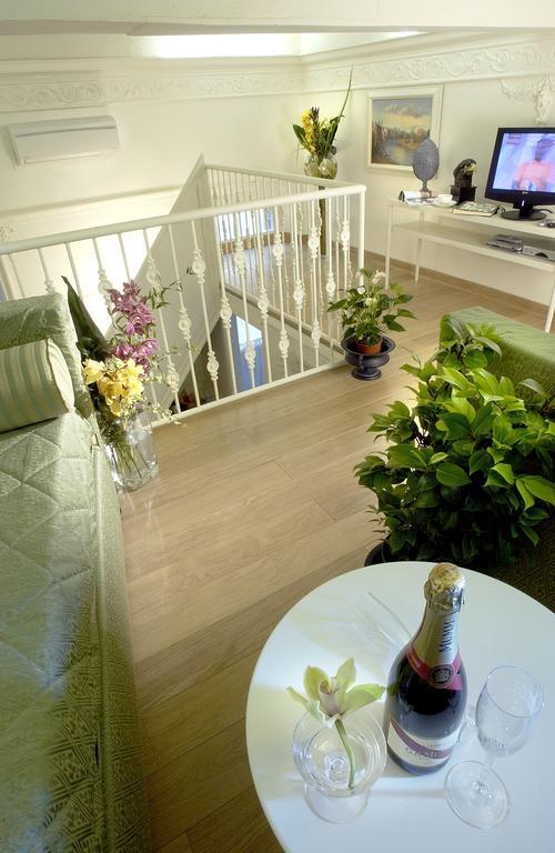 Suites Рим Экстерьер фото